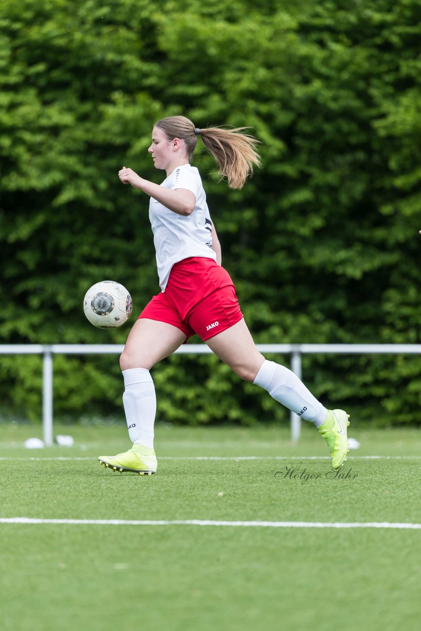 Bild 306 - wBJ SV Wahlstedt - SV Steinhorst/Labenz : Ergebnis: 0:1